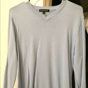 Daniel K baby blue v neck sweater Men’s S